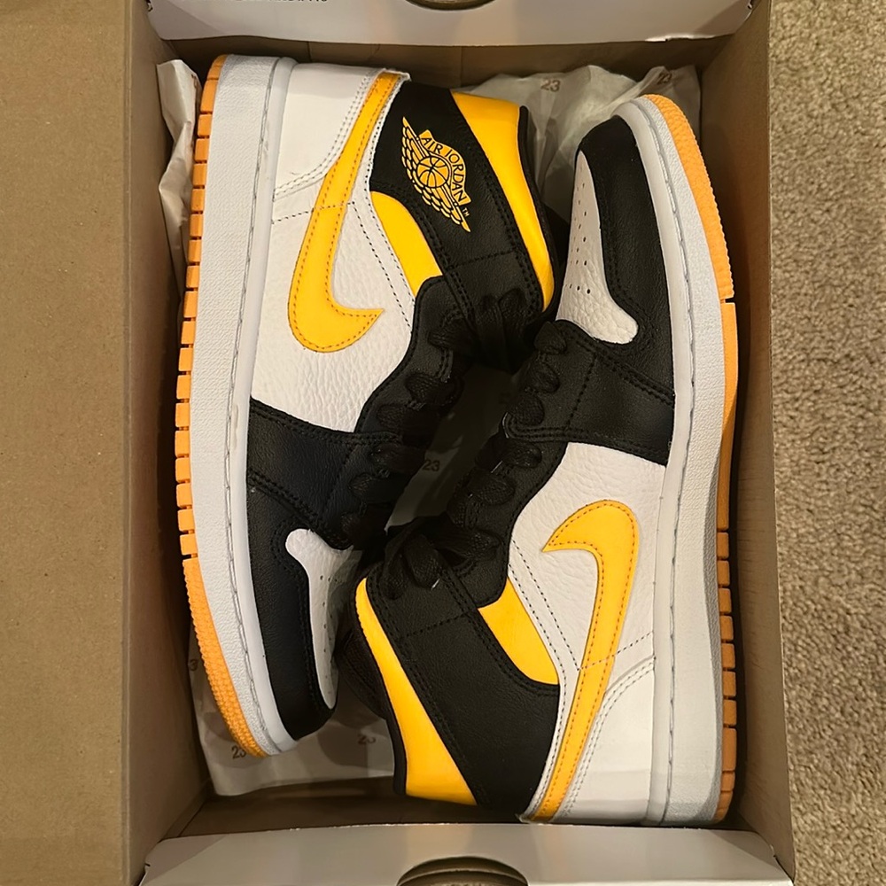 Nike Jordan 1 High SE Women’s